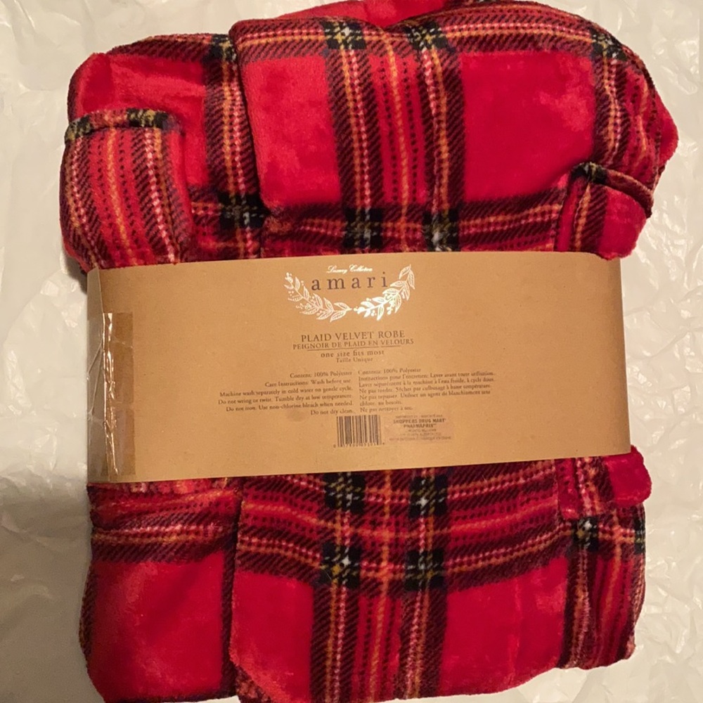 Plaid Robe - Picture 3 of 3
